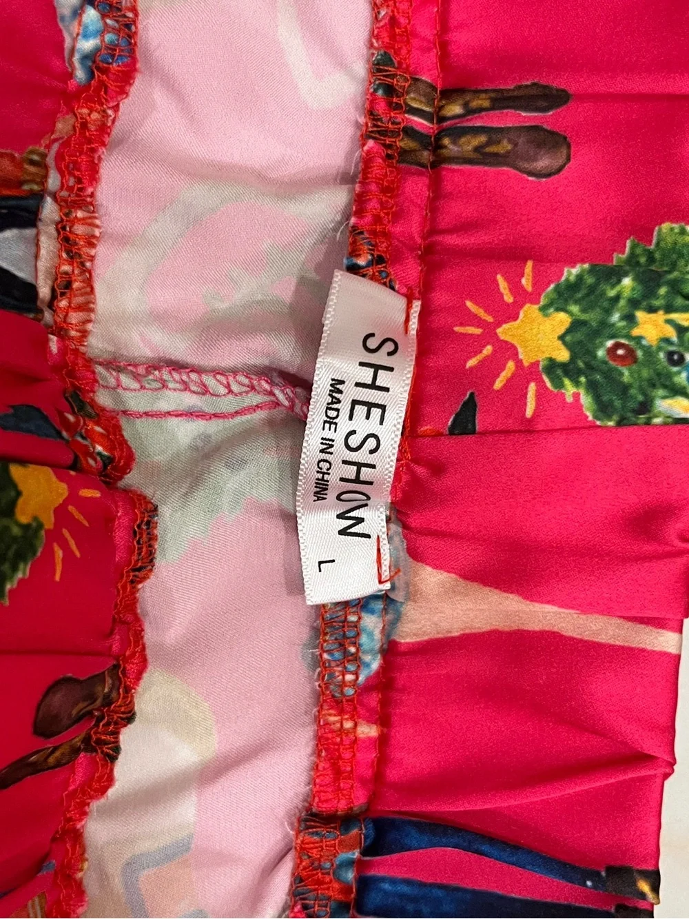 Sheshow Women’s Satin Holiday Print Pajama Set - Red Large